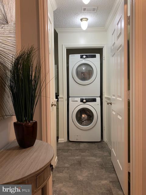 20960 Timber Ridge Terrace, Unit 101 Ashburn, VA 20147 - Photo 20 of 22 Laundry room