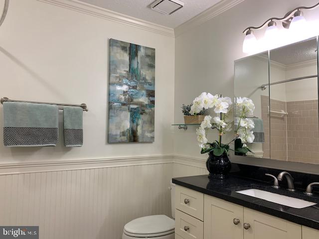 20960 Timber Ridge Terrace, Unit 101 Ashburn, VA 20147 - Photo 21 of 22 Upgraded vanity and counters