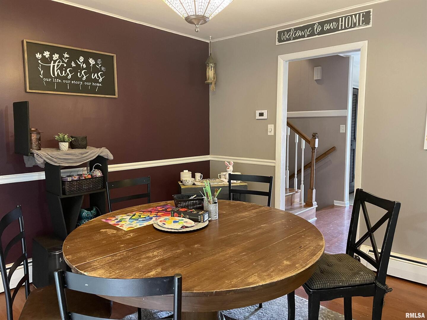 217 Apple Lane Anna, IL 62906 - Photo 11 of 39 a view of a dining room with furniture
