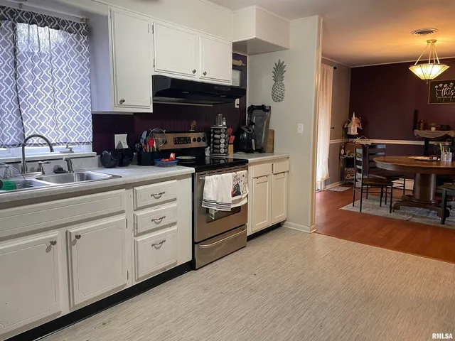 $159,900 | 217 Apple Lane, Anna, IL 62906