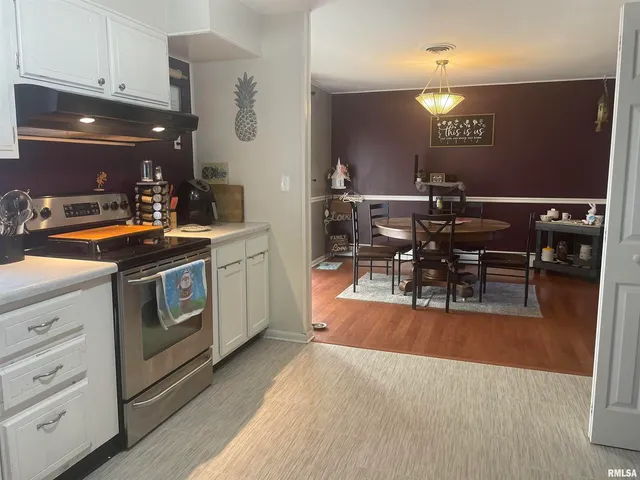 $159,900 | 217 Apple Lane, Anna, IL 62906