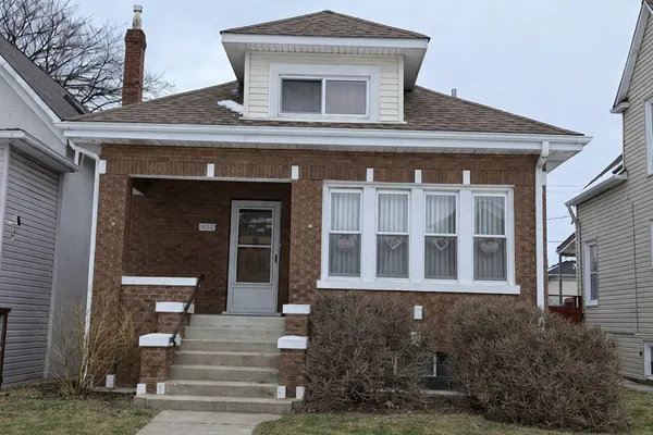 $384,900 | 2625 North 74th Court, Elmwood Park, IL 60707