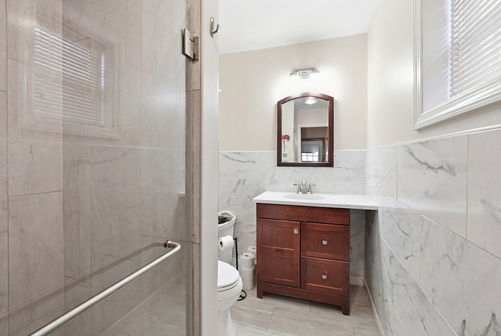 38 Prospect Street Ludlow, MA 01056 - Photo 12 of 32