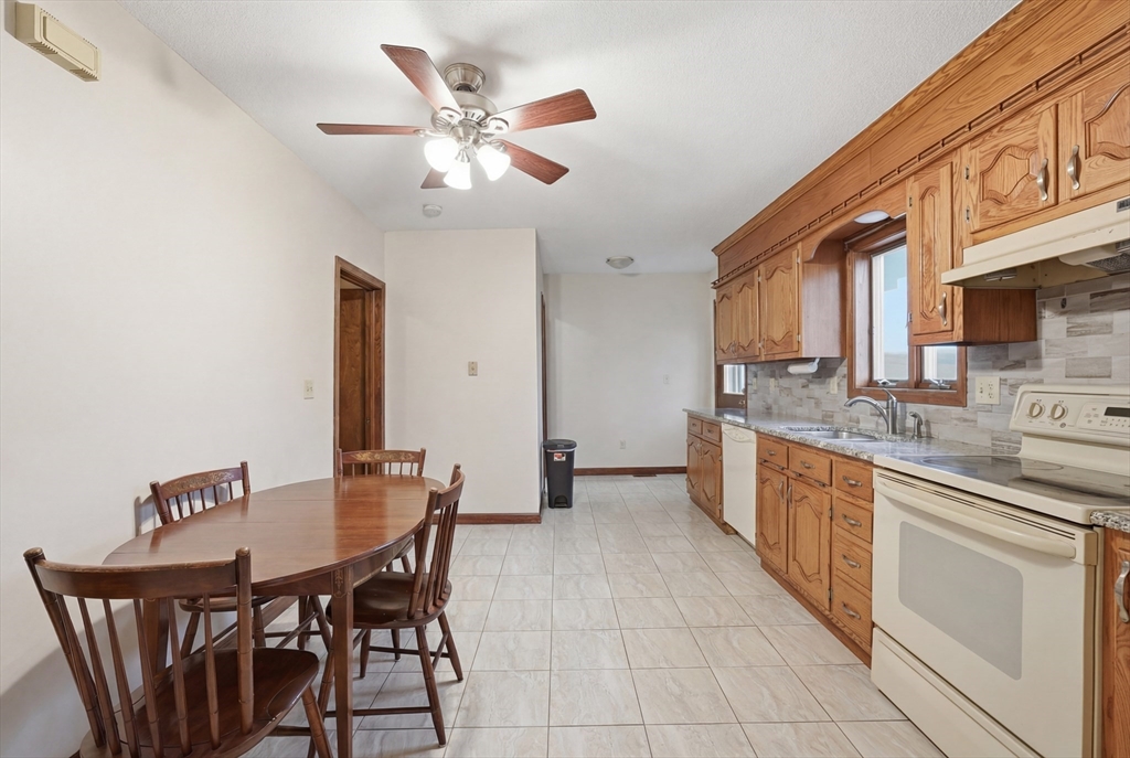 38 Prospect Street Ludlow, MA 01056 - Photo 14 of 32