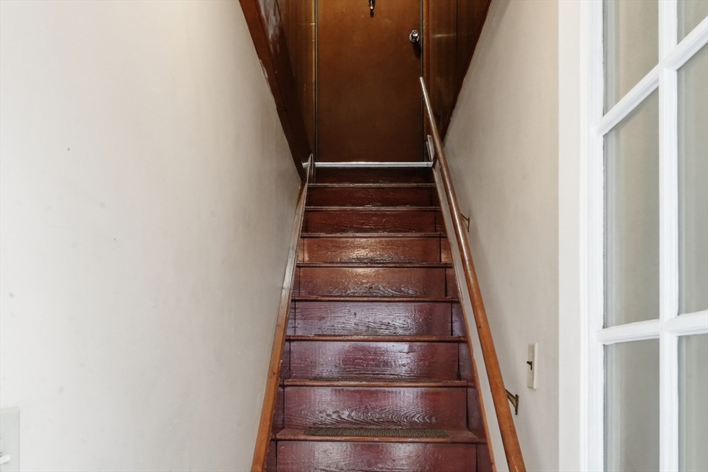 38 Prospect Street Ludlow, MA 01056 - Photo 15 of 32