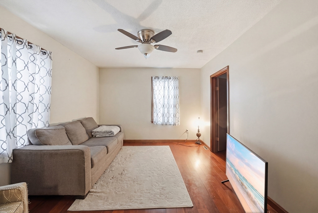 38 Prospect Street Ludlow, MA 01056 - Photo 8 of 32