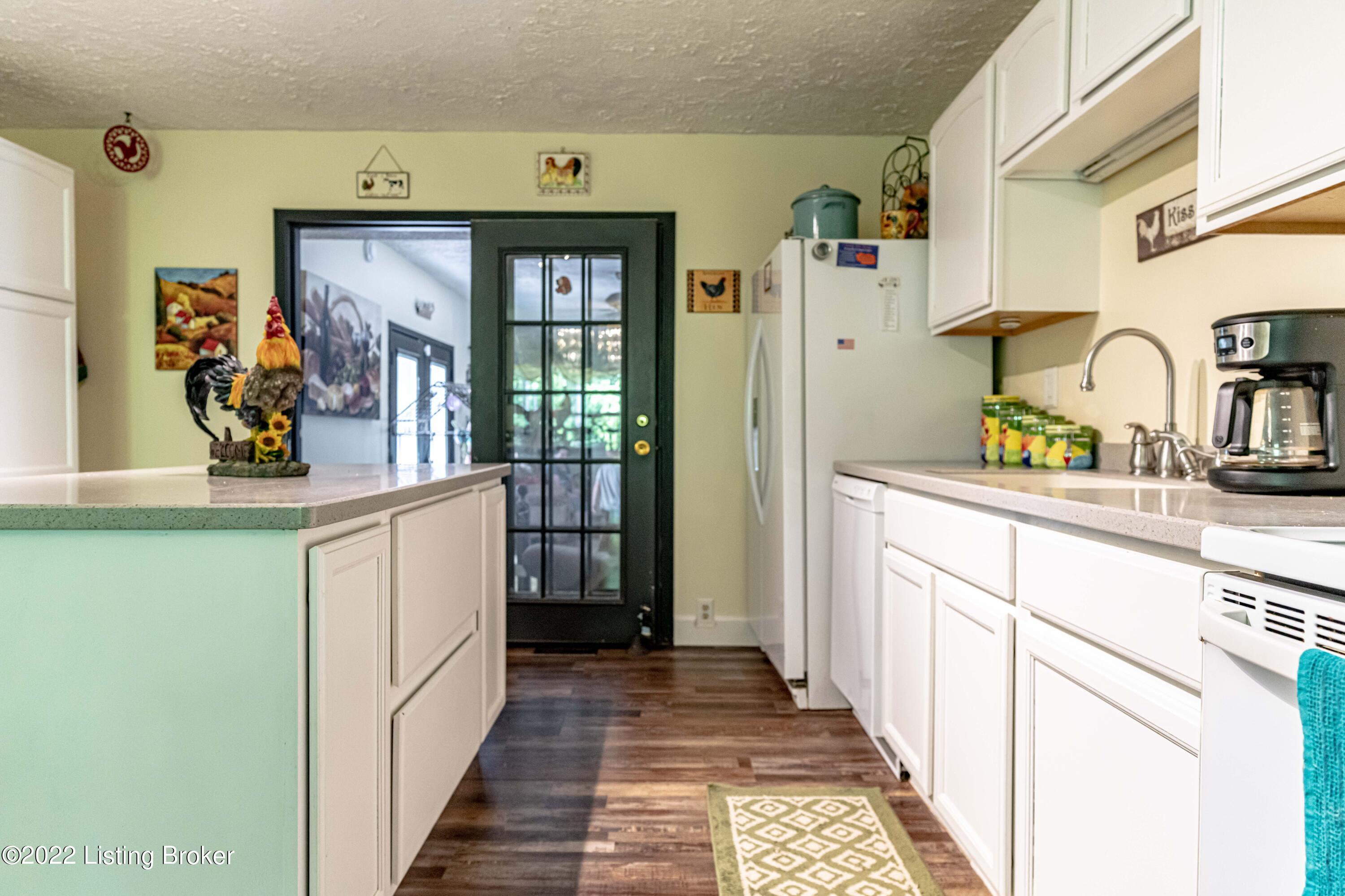 6512 Bowling Green Road Caneyville, KY 42721 - Photo 41 of 116 DSC07728