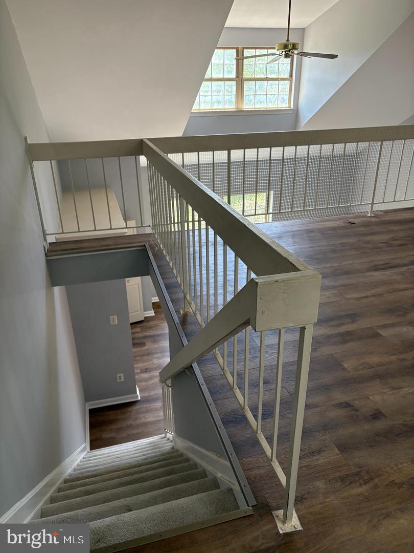 178 English Run Circle Sparks Glencoe, MD 21152 - Photo 15 of 24 a view of entryway