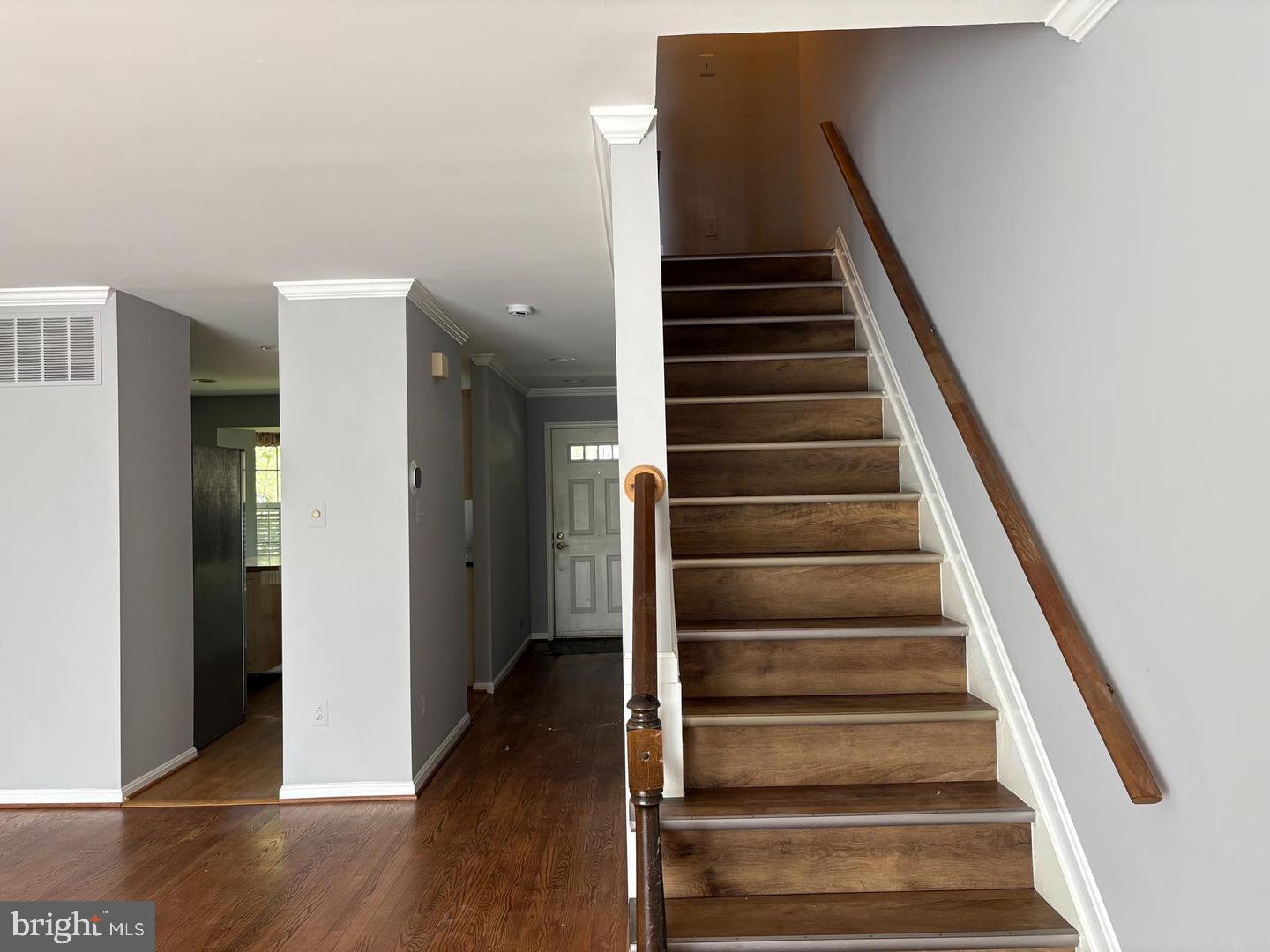 178 English Run Circle Sparks Glencoe, MD 21152 - Photo 10 of 24 a view of an entryway