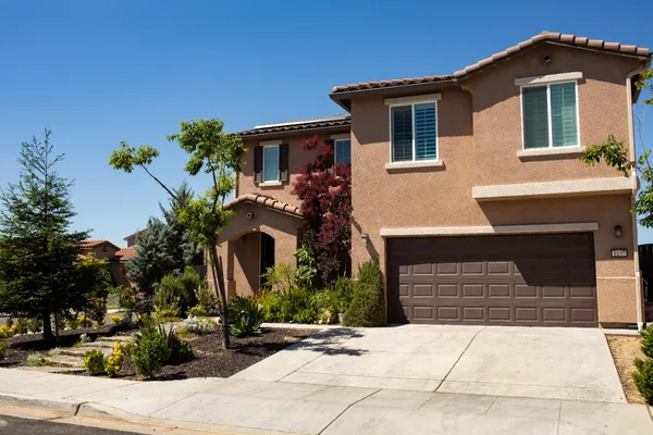 $465,000 | 1157 South Dee Ann Avenue, Fresno, CA 93727