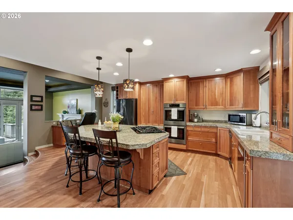 $890,000 | 281 Southeast 41st Court, Gresham, OR 97080