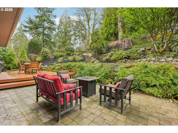 $890,000 | 281 Southeast 41st Court, Gresham, OR 97080