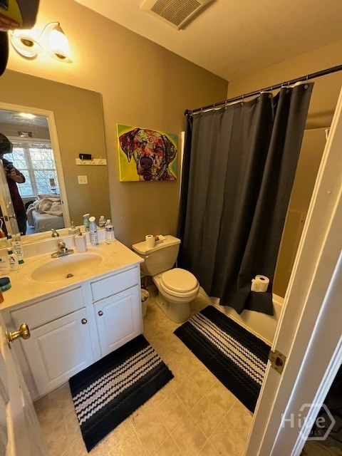 240 Cleveland Road, Unit 440 Athens, GA 30622 - Photo 8 of 13 Primary Bath