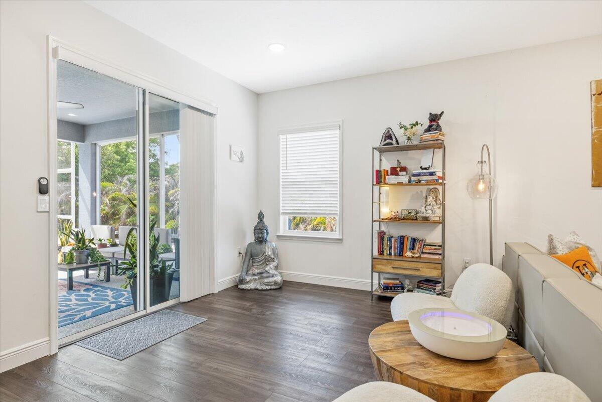 858 George Street Sebastian, FL 32958 - Photo 15 of 49 Seating area to outdoors