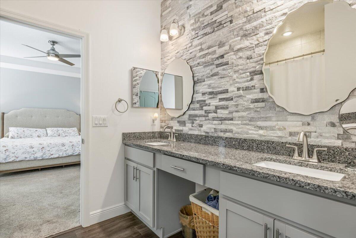 858 George Street Sebastian, FL 32958 - Photo 30 of 49 Primary Bath en suite