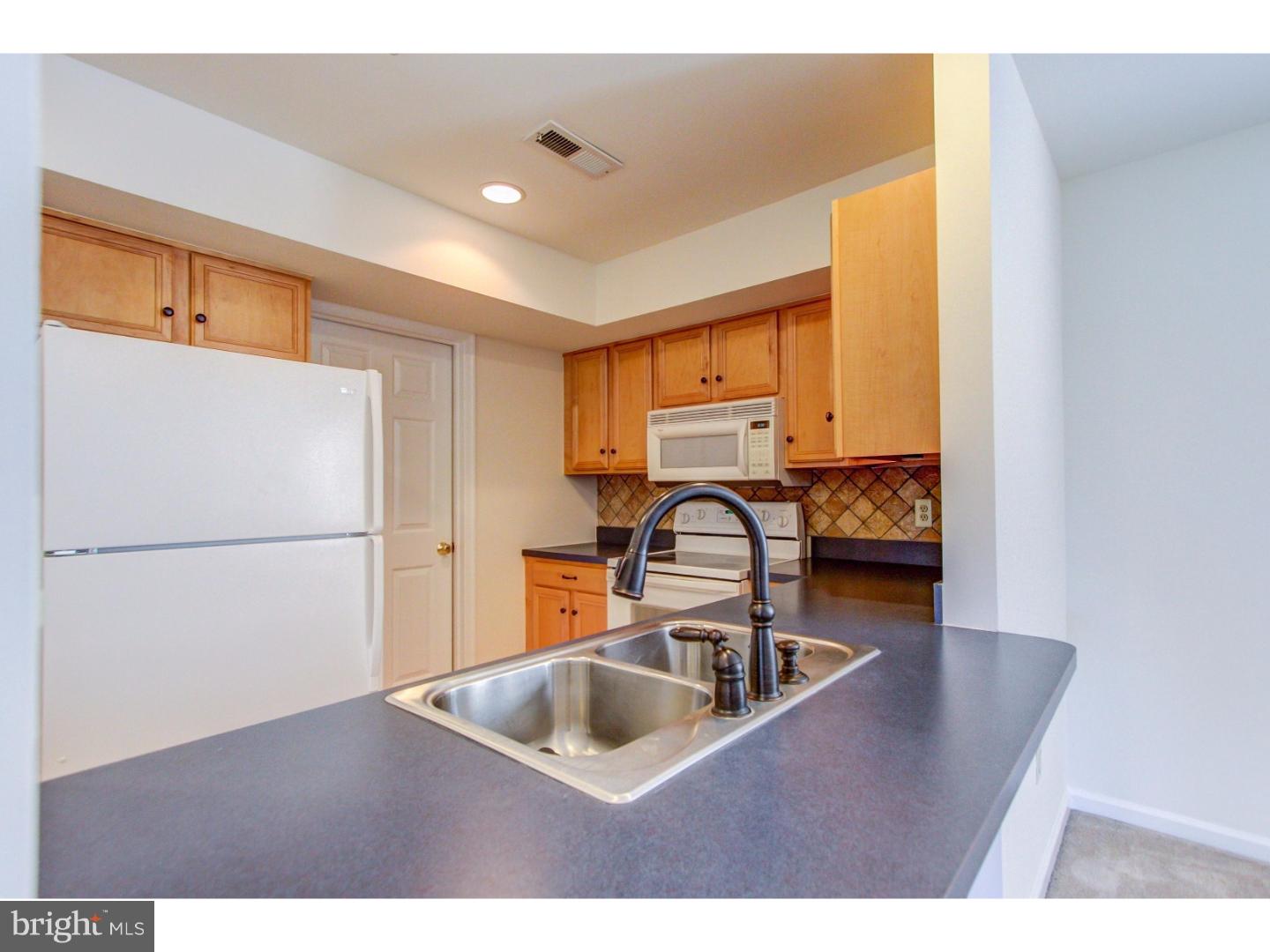 79 Wagon Wheel Road Quakertown, PA 18951 - Photo 4 of 20 Kitchen