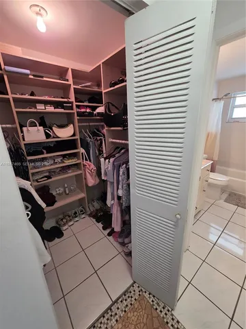 $2,350 | 1612 Jefferson Avenue, Unit PH02, Miami Beach, FL 33139