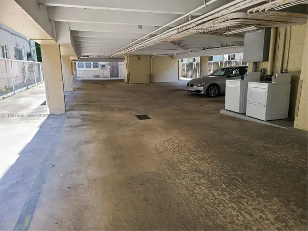 $2,200 | 1612 Jefferson Avenue, Unit PH02, Miami Beach, FL 33139