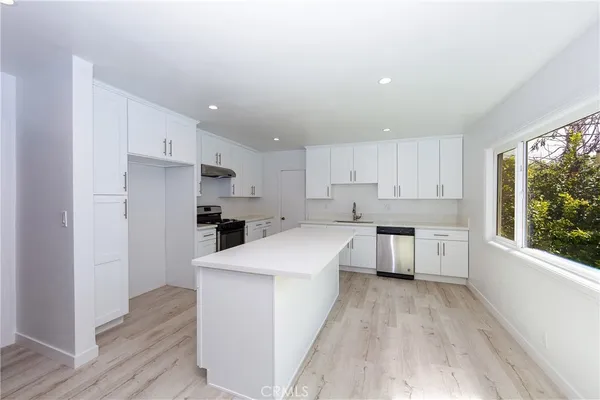 $3,750 | 232 West Linden Avenue, Unit B, Burbank, CA 91502