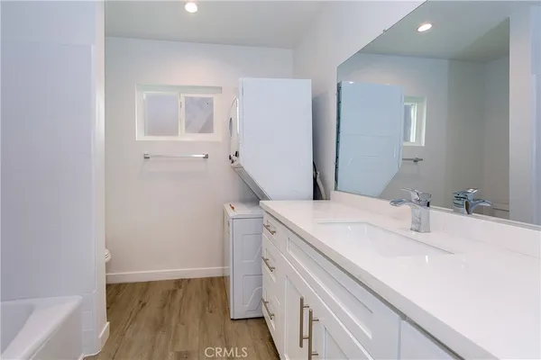 $3,750 | 232 West Linden Avenue, Unit B, Burbank, CA 91502