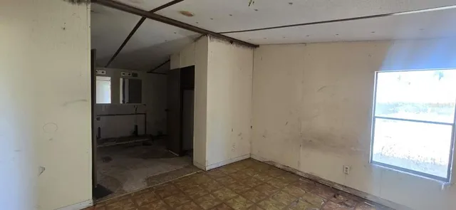 a view of a walk in closet