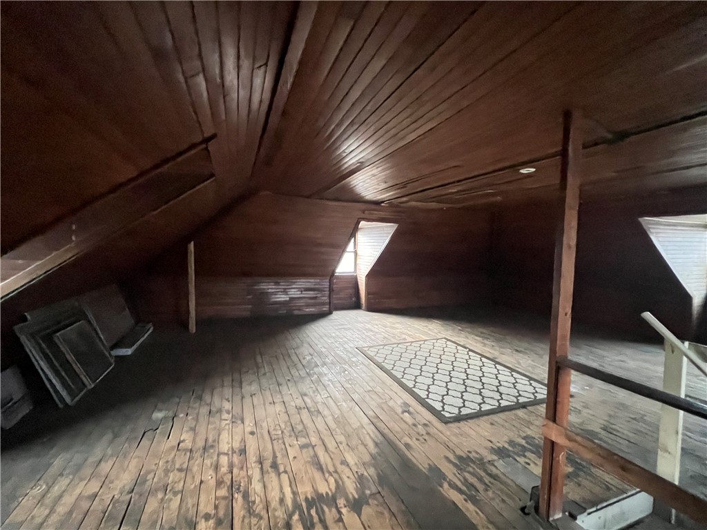 109 Strong Street Rochester, NY 14621 - Photo 17 of 31