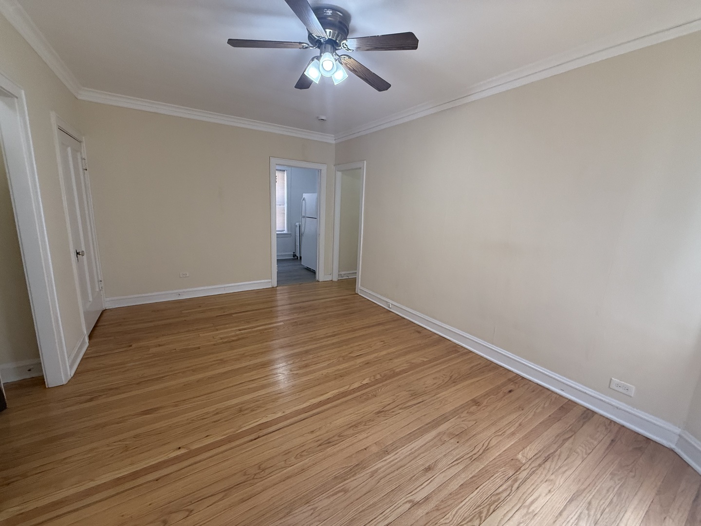 2109 Grove Avenue, Unit 307 Berwyn, IL 60402 - Photo 4 of 9