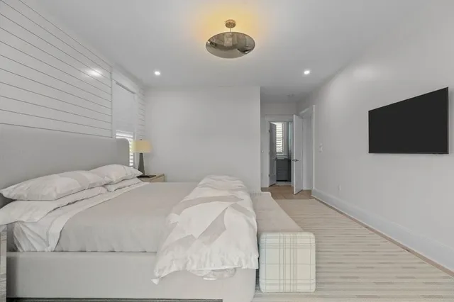 $7,000 | 45 Carnegie Abbey Lane, Portsmouth, RI 02871