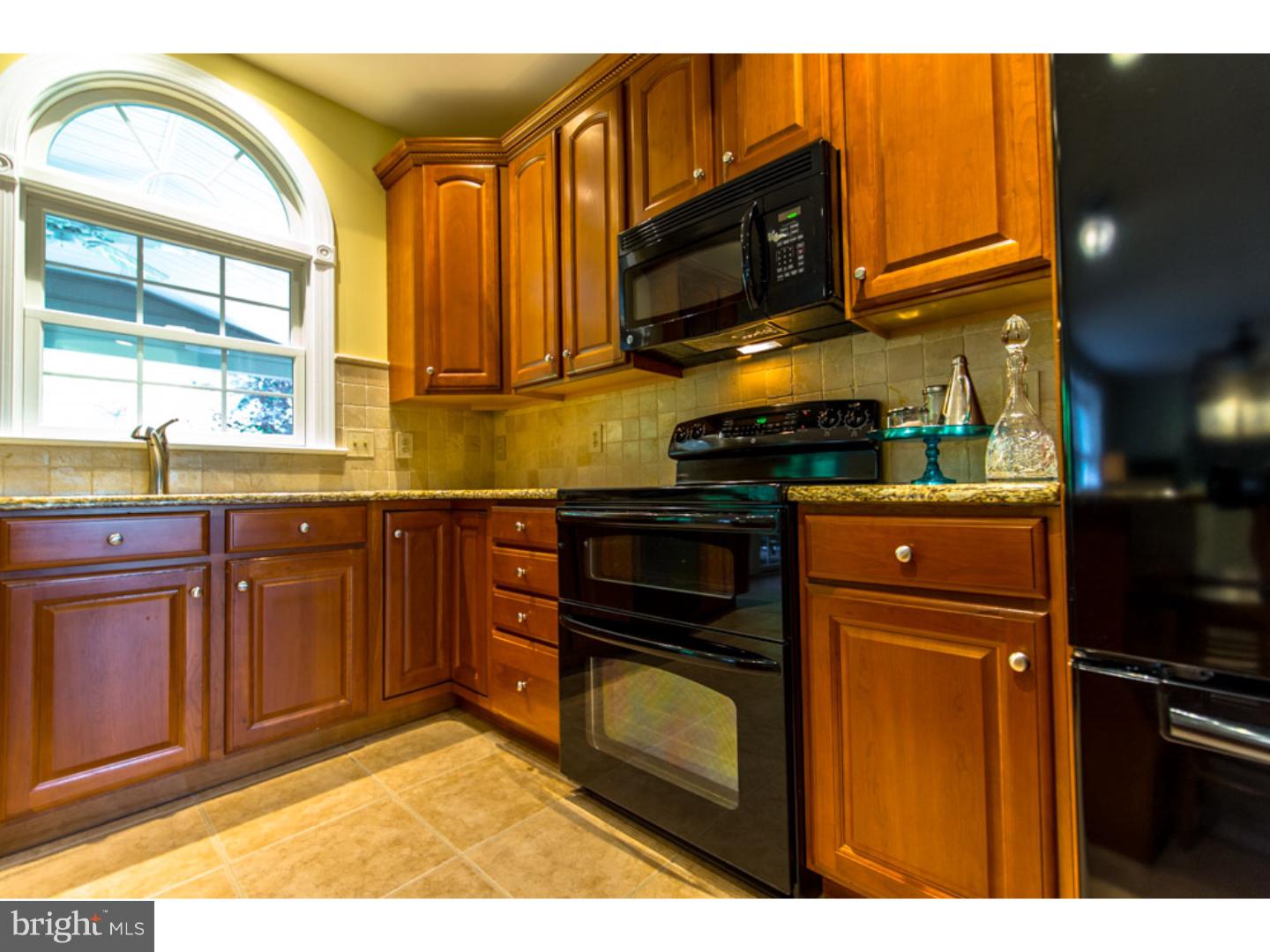 1129 7 Corner Road Perkasie, PA 18944 - Photo 12 of 25 Kitchen