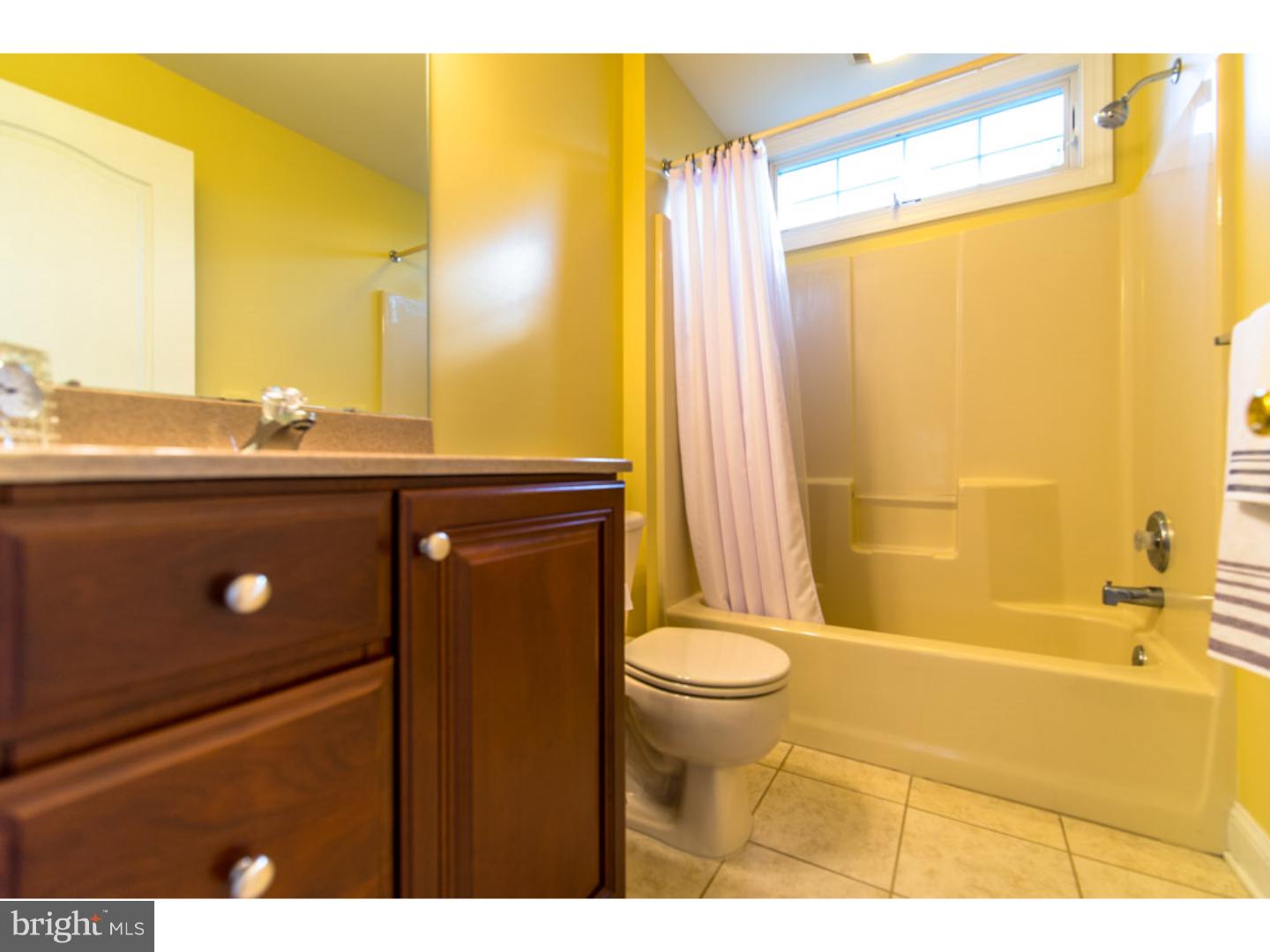 1129 7 Corner Road Perkasie, PA 18944 - Photo 23 of 25 Bathroom
