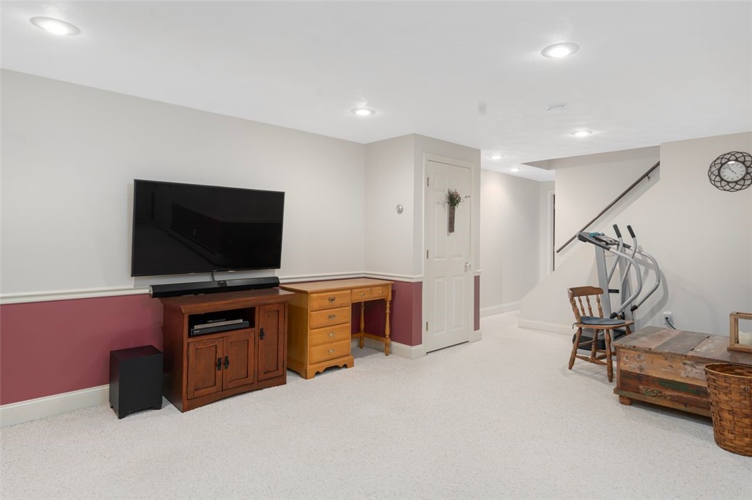 342 N Road Scituate, RI 02831 - Photo 47 of 47