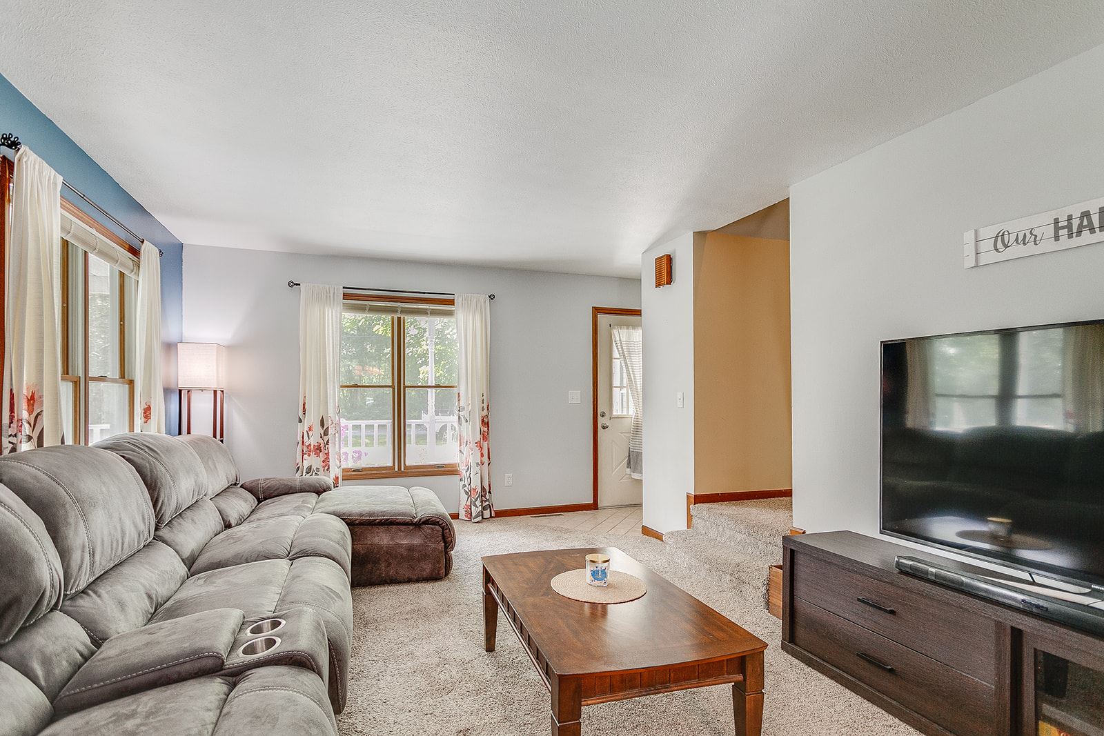 20933 Madison Road South Bend, IN 46614 - Photo 3 of 32