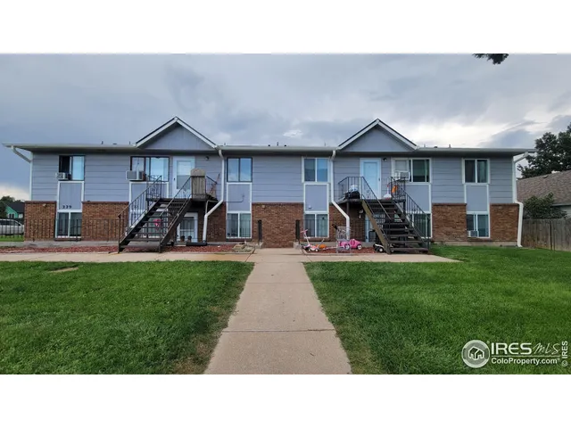 a black and white photo of a house