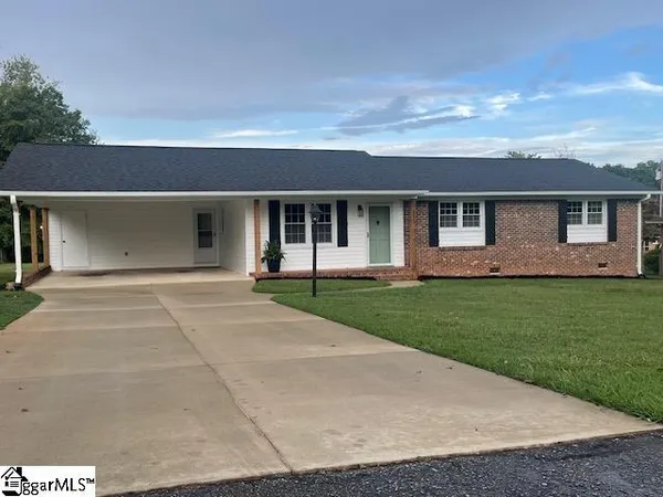 $339,900 | 115 Wolfe Road, Greer, SC 29650