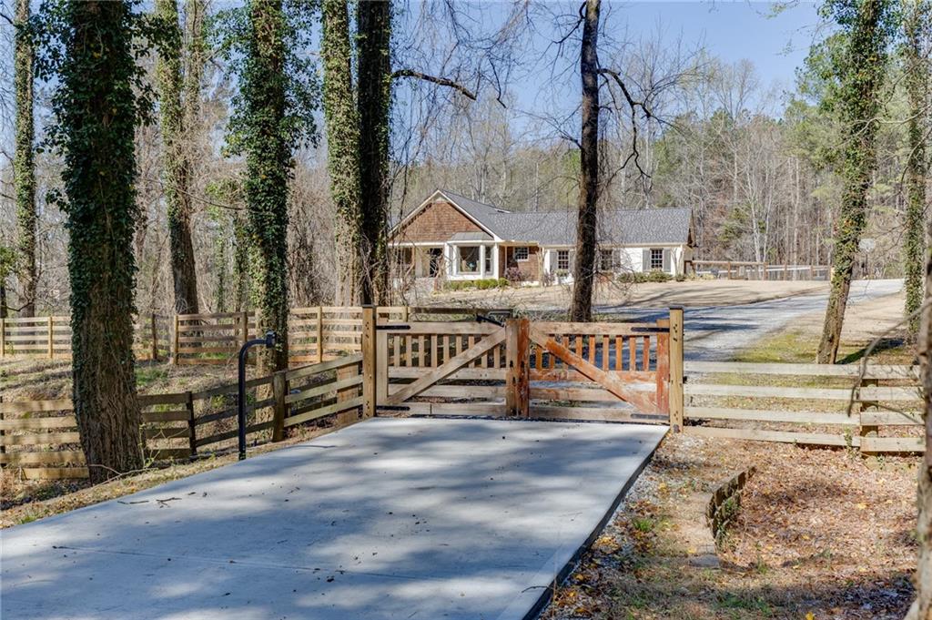 14480 Hopewell Road Milton, GA 30004 - Photo 3 of 79