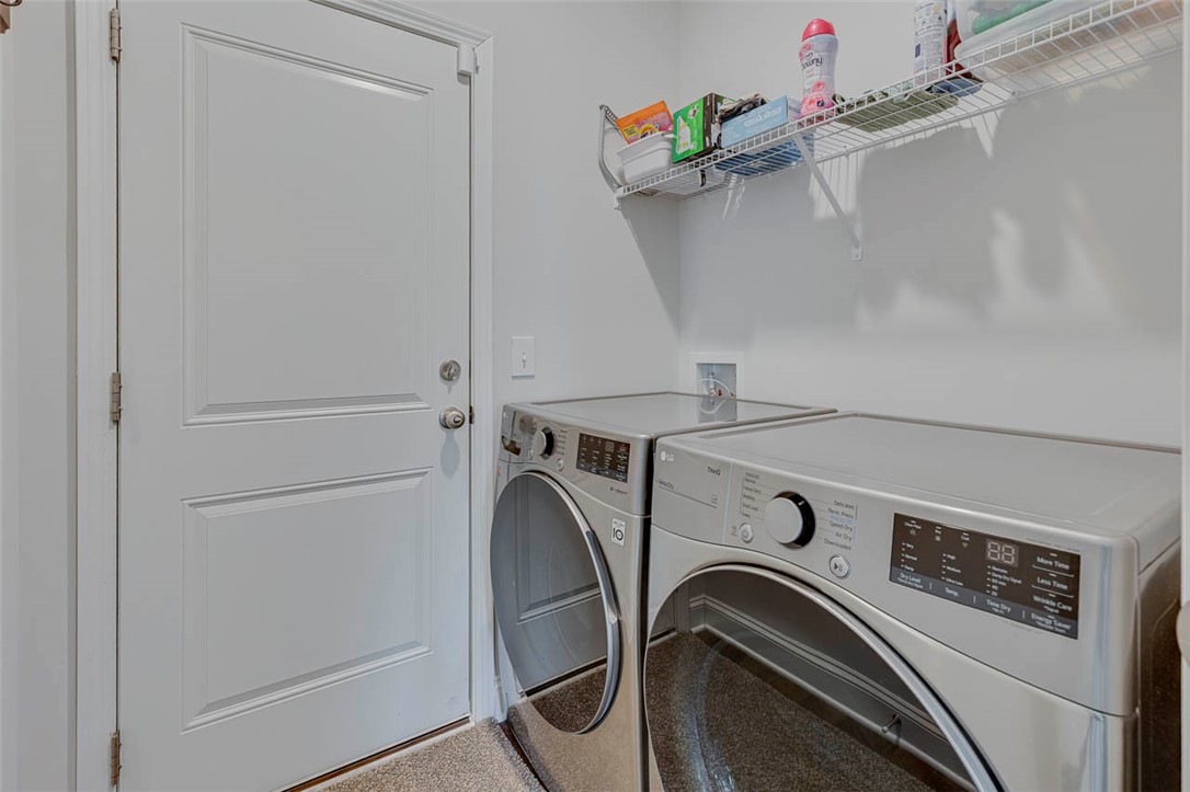 183 Capslock Trail Pendleton, SC 29670 - Photo 25 of 49 Laundry room