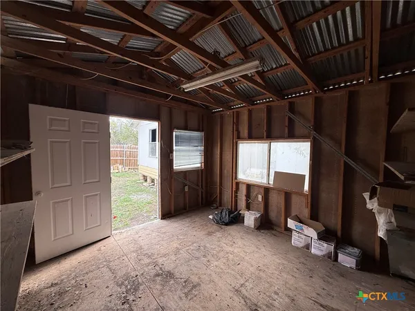 $99,900 | 416 Avenue C, Seguin, TX 78155
