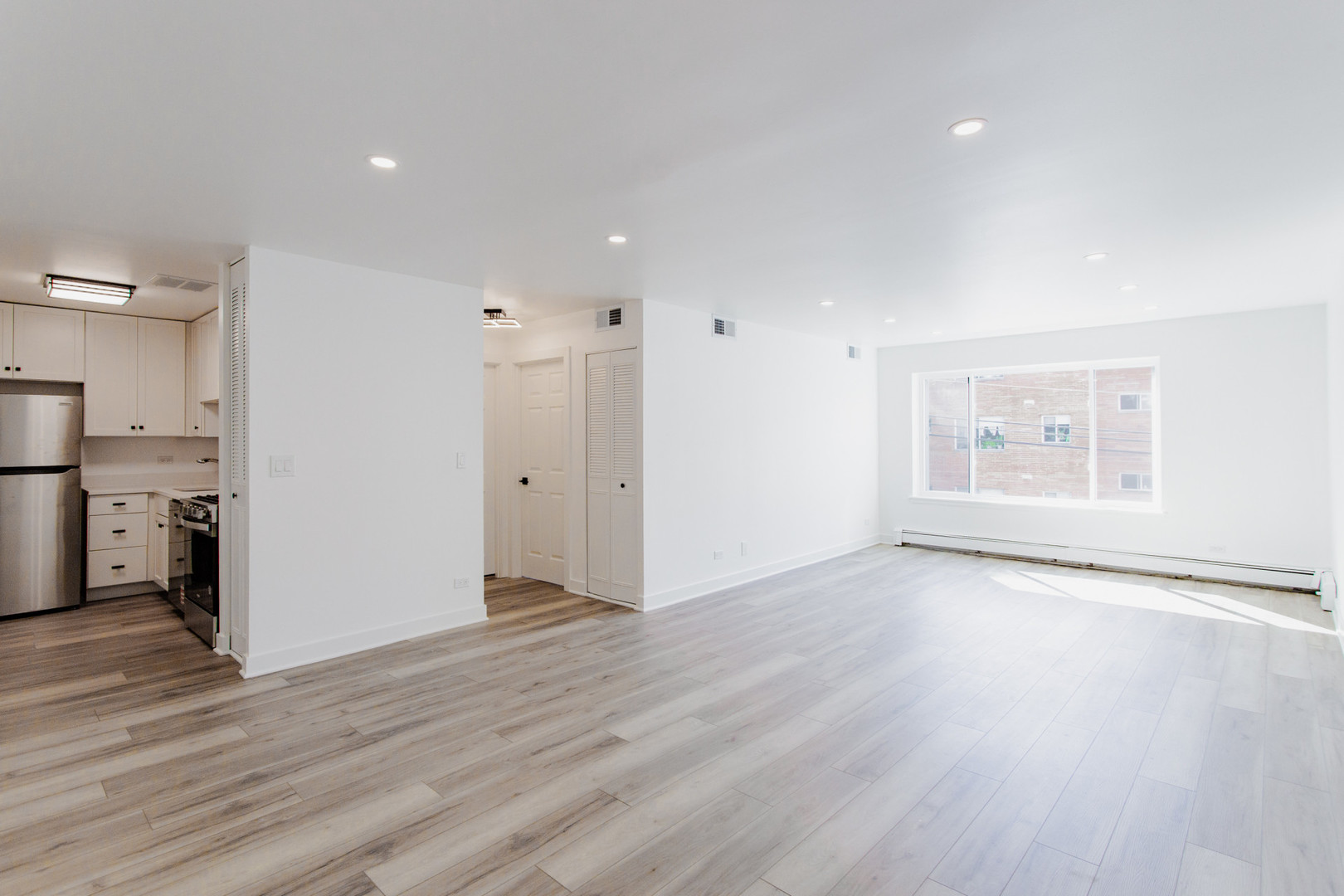 8232 Niles Center Road, Unit 202 Skokie, IL 60077 - Photo 4 of 11 Gallery Image 4