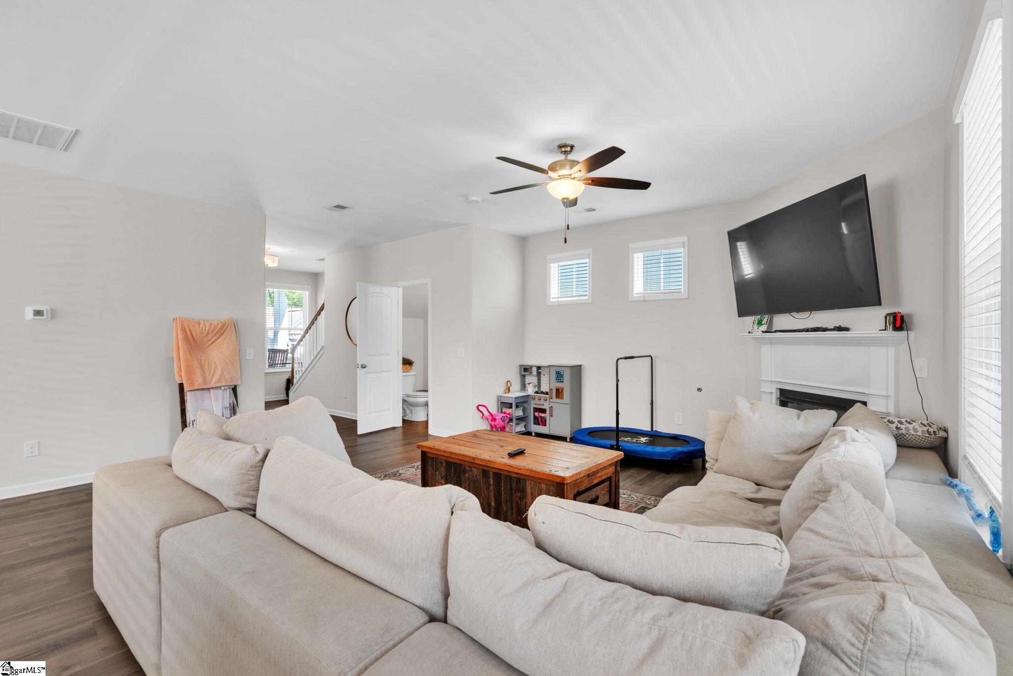 224 Everard Lane Greer, SC 29650 - Photo 8 of 36