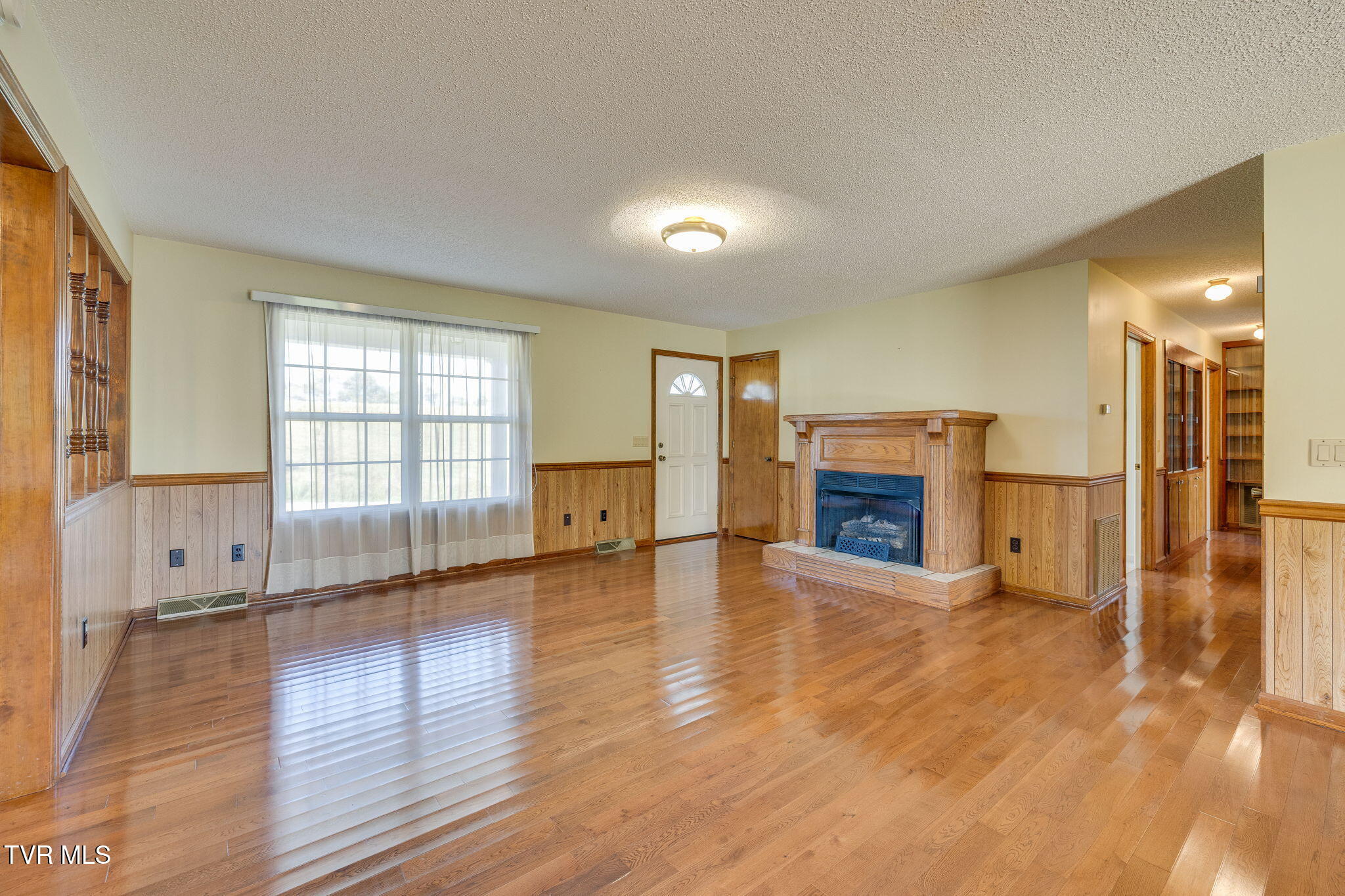 523 Oakland Road Limestone, TN 37681 - Photo 7 of 61 007