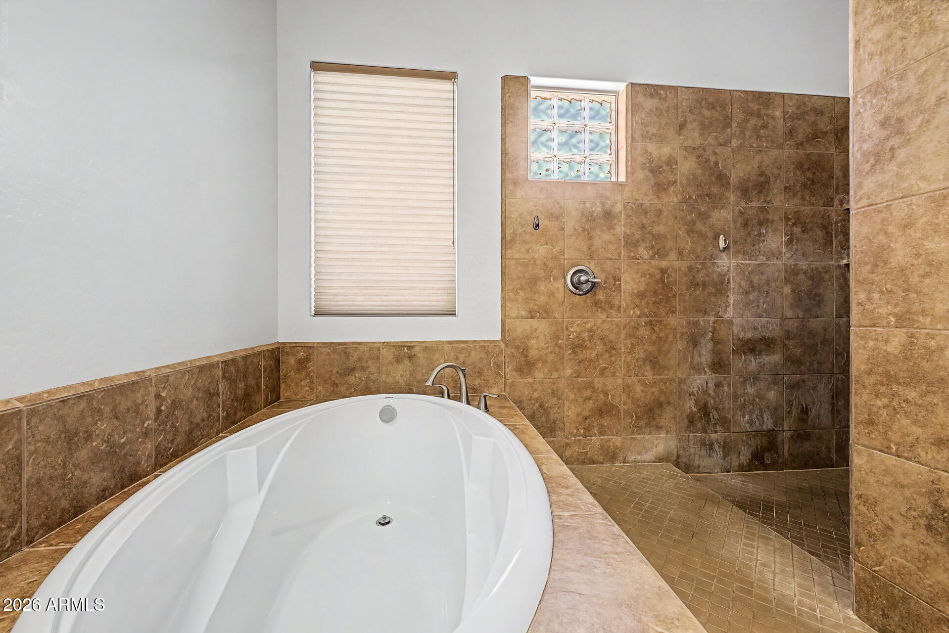 6587 South Martingale Road Gilbert, AZ 85298 - Photo 25 of 57 Master