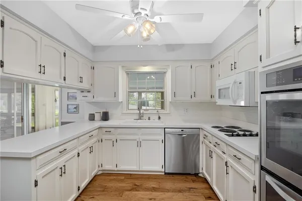 $419,900 | 3312 East Colony Square, St. Joseph, MO 64506