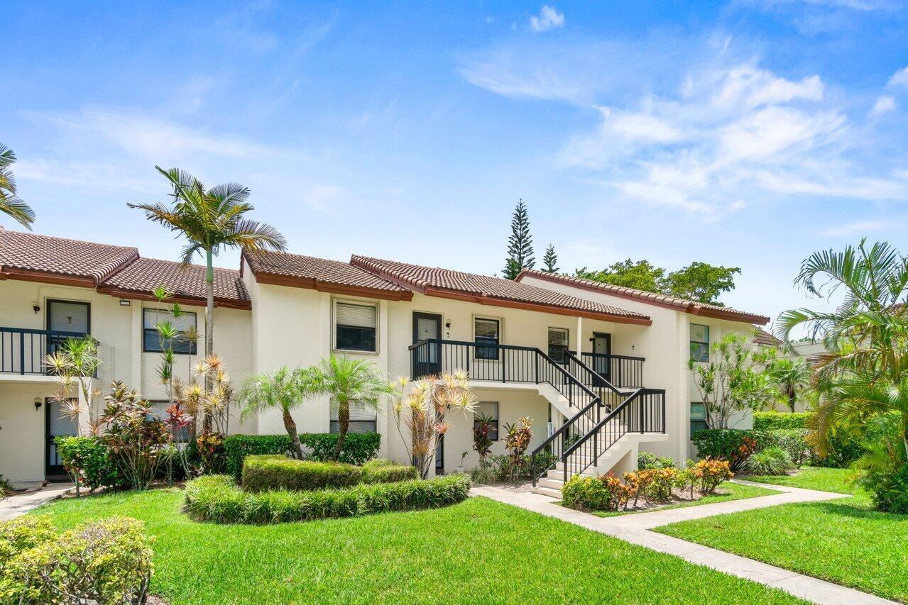 22148 Palms Way, Unit 203 Boca Raton, FL 33433 - Photo 25 of 29 Front of Building