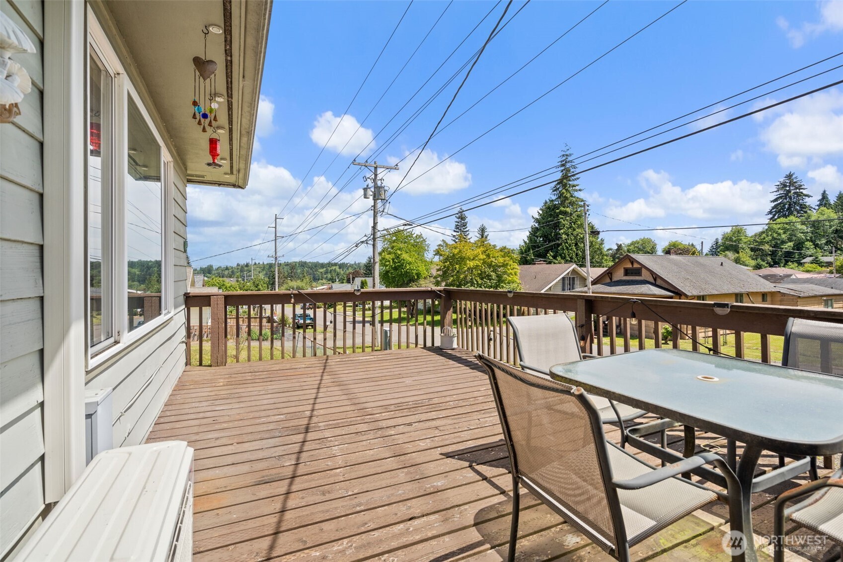 829 Jackson Avenue Raymond, WA 98577 - Photo 3 of 27