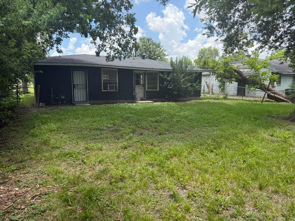 6403 Beekman Road Houston, TX 77021 - Photo 3 of 13 Gallery Image 3
