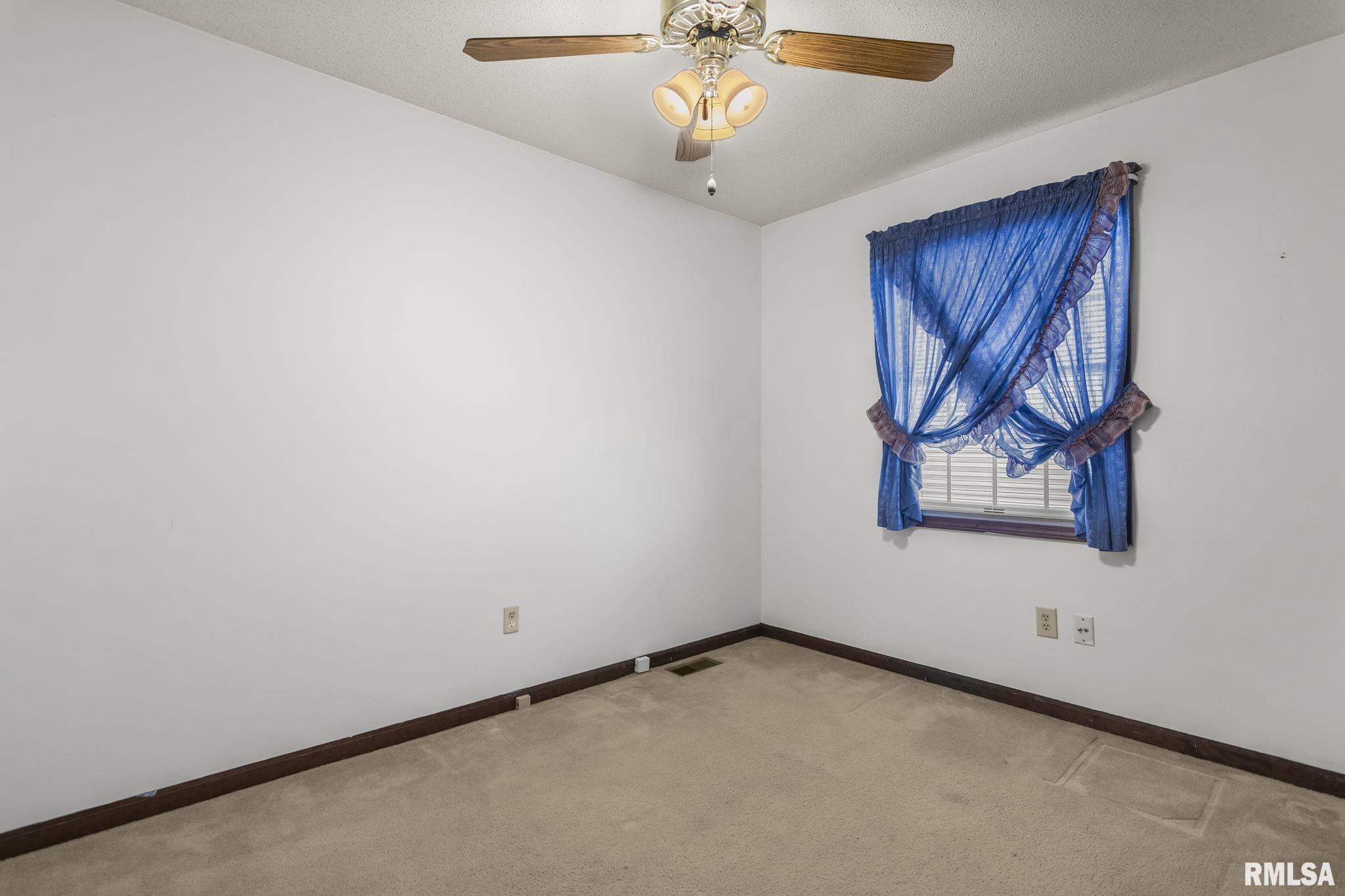3005 Sutherland Road Springfield, IL 62702 - Photo 17 of 22