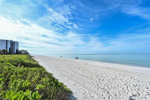 $13,000 | 4001 Gulf Shore Boulevard North, Unit 803, Naples, FL 34103