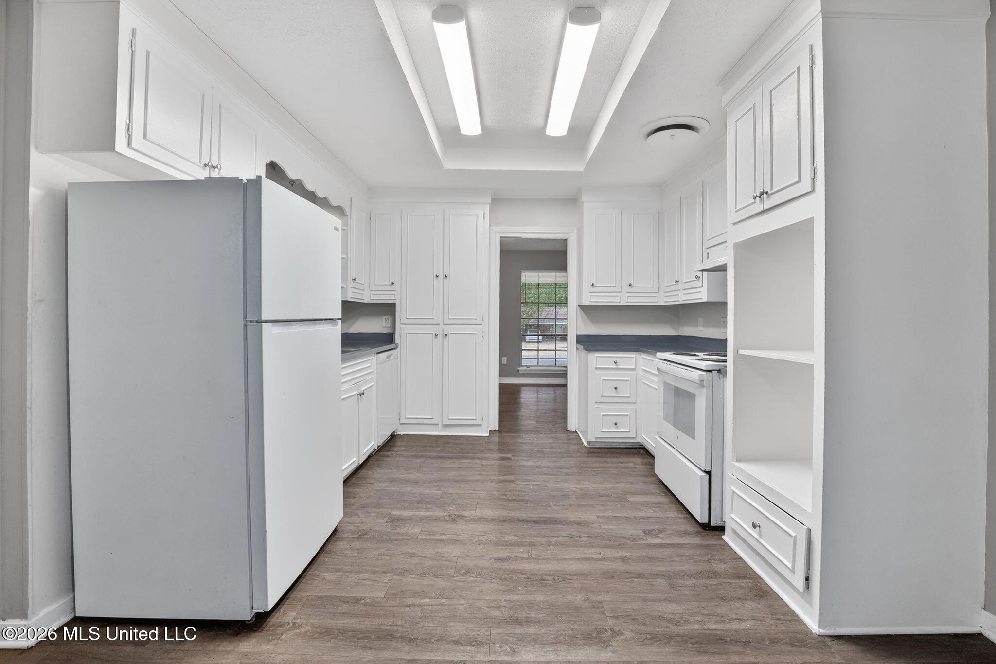 1062 Autumn Street Jackson, MS 39212 - Photo 23 of 41 23_1062_Autumn_St_Jackson_MS_39212-Kitch