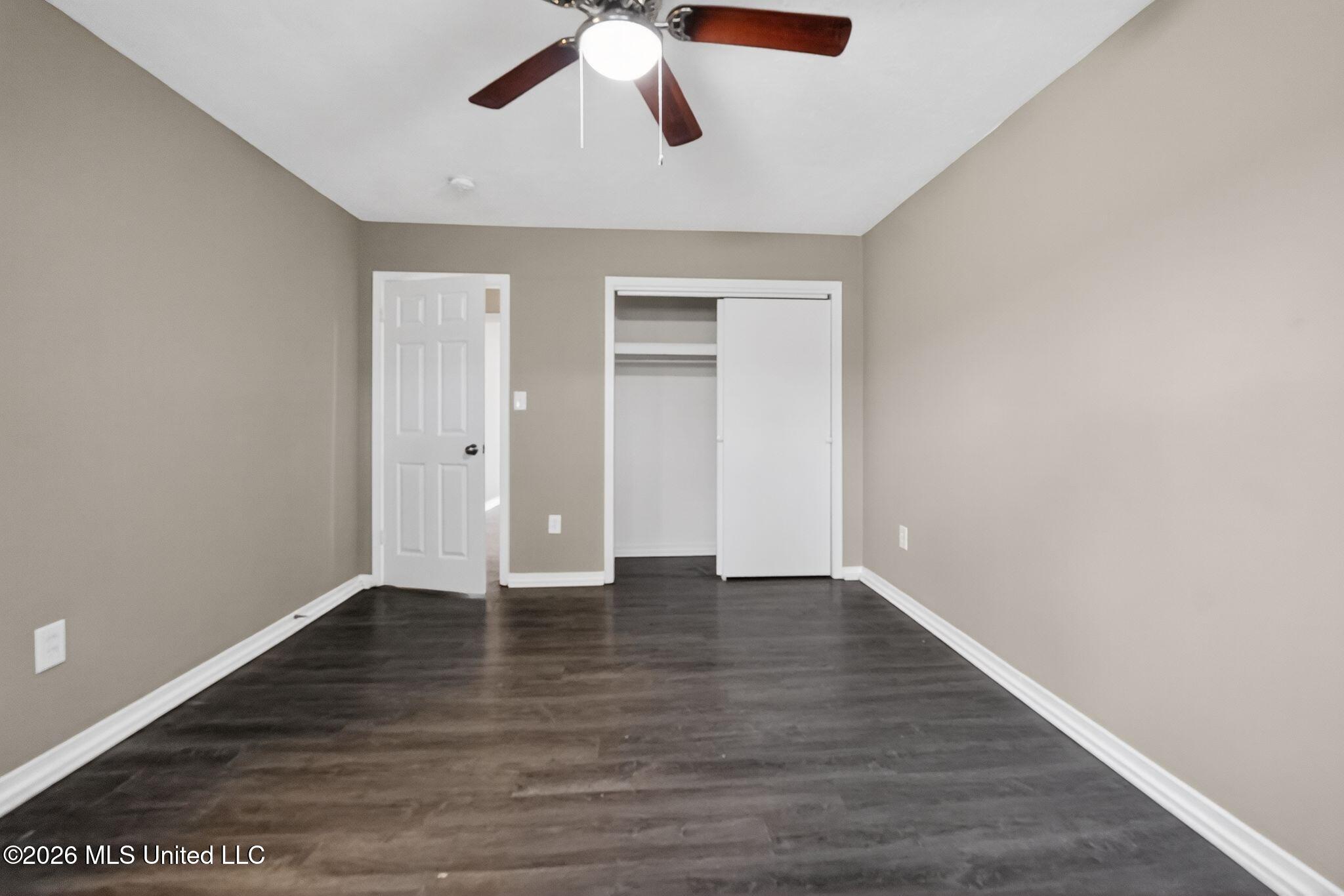 1062 Autumn Street Jackson, MS 39212 - Photo 29 of 41 29_1062_Autumn_St_Jackson_MS_39212-Bedro