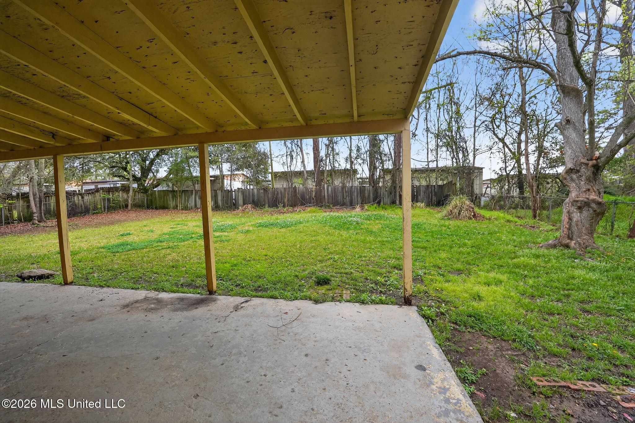 1062 Autumn Street Jackson, MS 39212 - Photo 4 of 41 04_1062_Autumn_St_Jackson_MS_39212-Exter